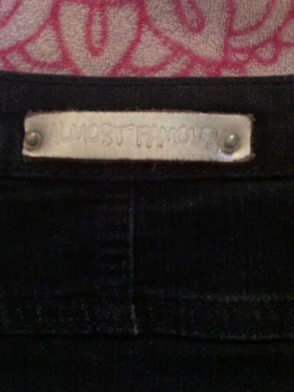 Almost Famous Denim Shorts Size 9 - Picture 4 of 8